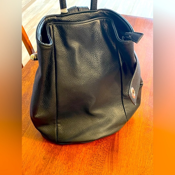 David Jones Paris Black Turn Lock Clasp Zipper Backpack - Picture 2 of 5